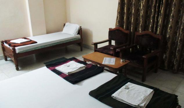 Hotel Geethanjali Residency Bhadrachalam Exterior foto